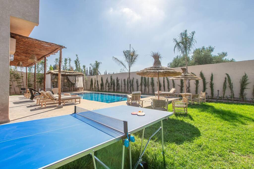 Villa Leila,Piscine , Grand Jardin, Jeux , Cuisiniere Марракеш Экстерьер фото